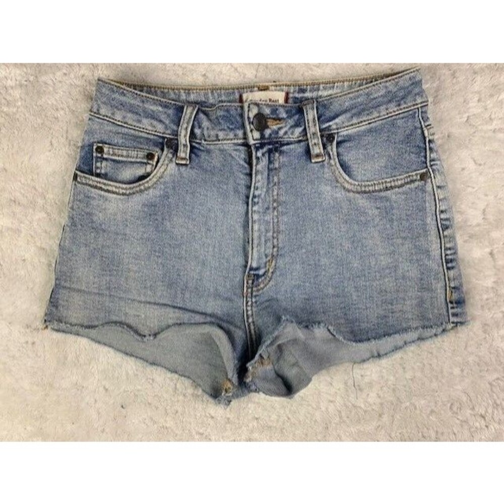 Sunday Best Size 26 Womens Shorts Stretch Mid Rise Light Wash Raw Hem